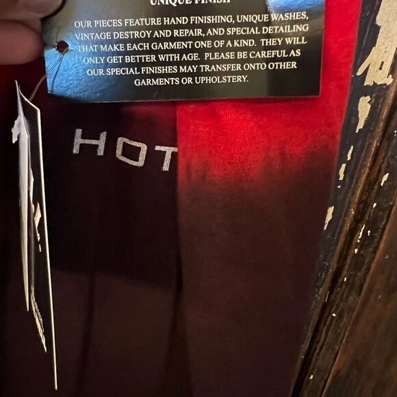 Fireball Whiskey Red and Black dip die Tank Top size Large NWT - Picture 5 of 8